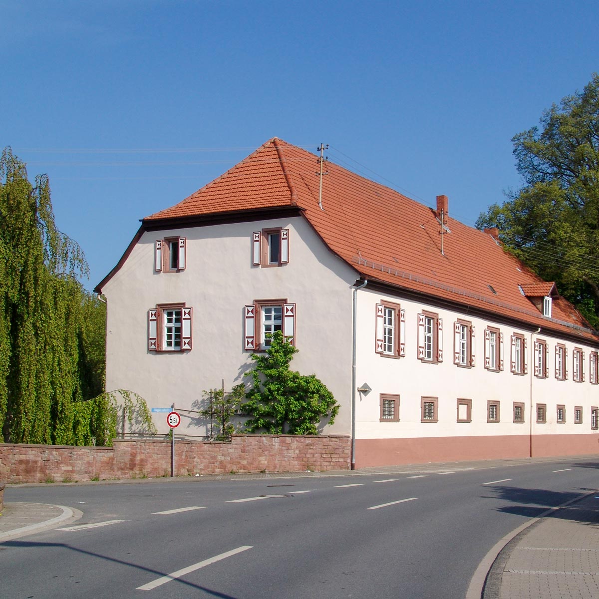 Das Schloss in Hainstadt