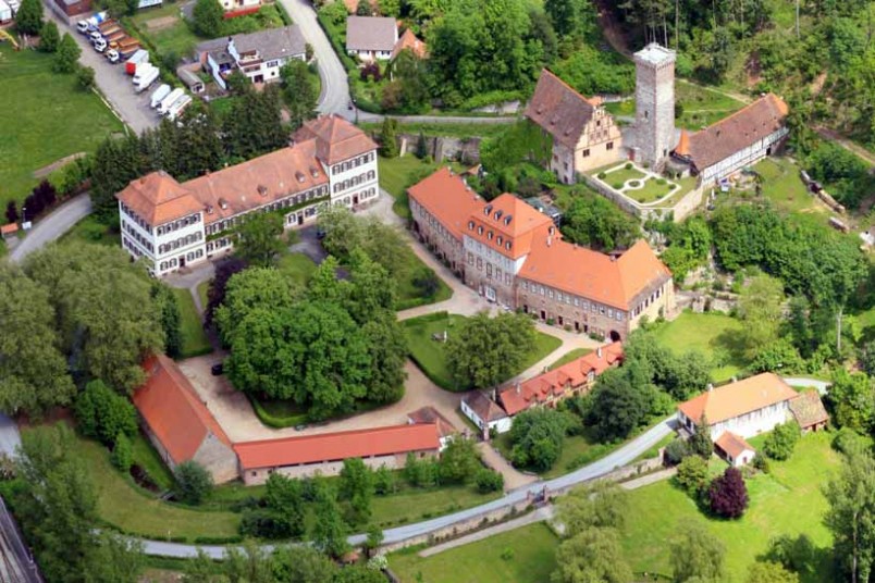 Luftaufnahme des Bödigheimer Schloss Luftaufnahme Bödigheimer Schloss