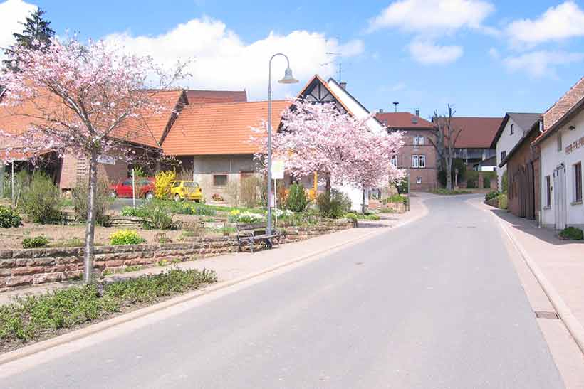 Ortsdurchfahrt in Hollerbach