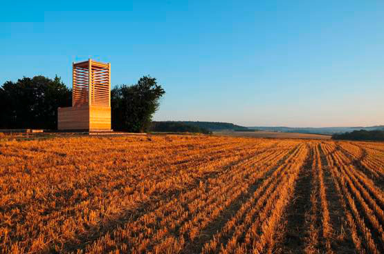 Bödigheimer Flurkapelle bei Sonnenuntergang neber einem Getreidefeld