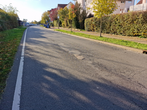 Bildunterzeile: Die K 3917 zwischen Buchen und Hollerbach wird unter Vollsperrung ab Montag, 17. August, grundlegend saniert. Grund f&uuml;r die Ma&szlig;nahme sind erhebliche Fahrbahnsch&auml;den wie Risse, Ausbr&uuml;che und Setzungen.Foto: Landratsamt Neckar-Odenwald-Kreis