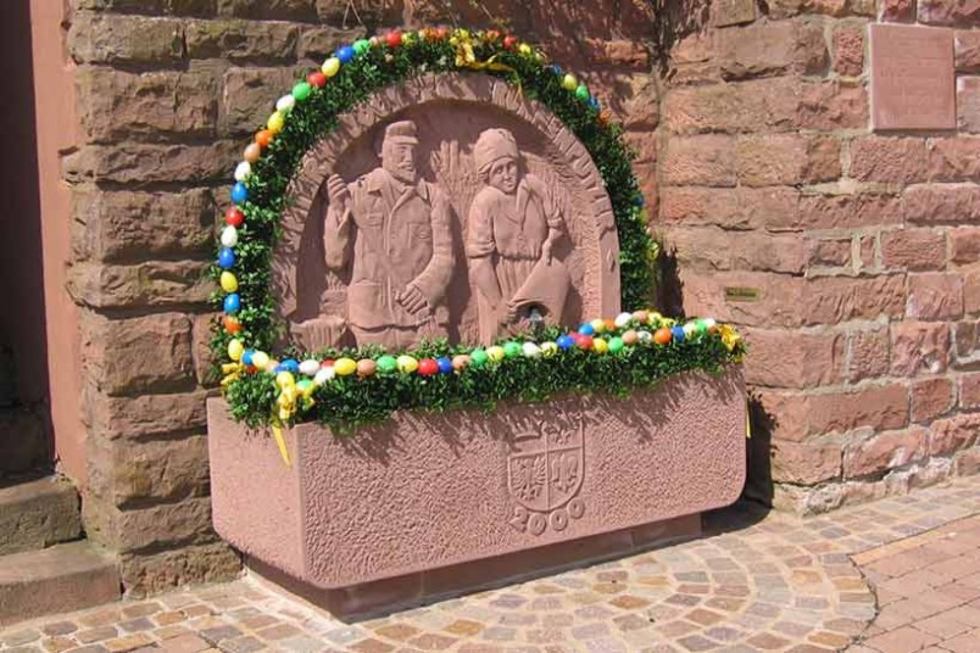 Unterneudorf wurde für das Osterfest geschmückt. Osterdekoration in Unterneudorf